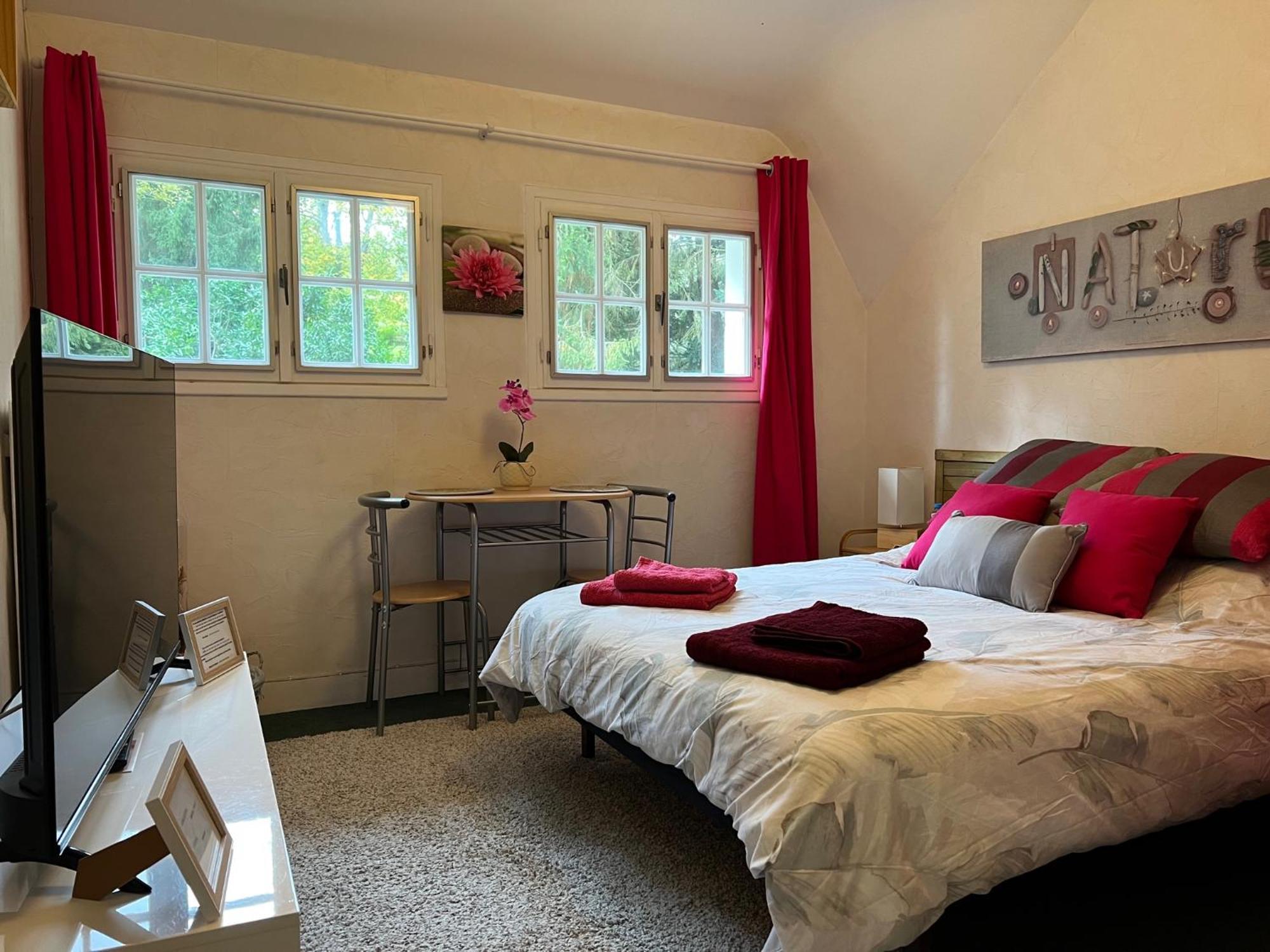 Le Bois Des Sources Apartment Saint-Marcel  Exterior photo