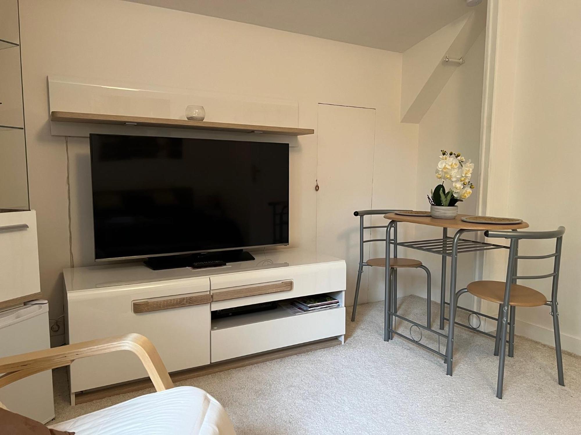 Le Bois Des Sources Apartment Saint-Marcel  Exterior photo