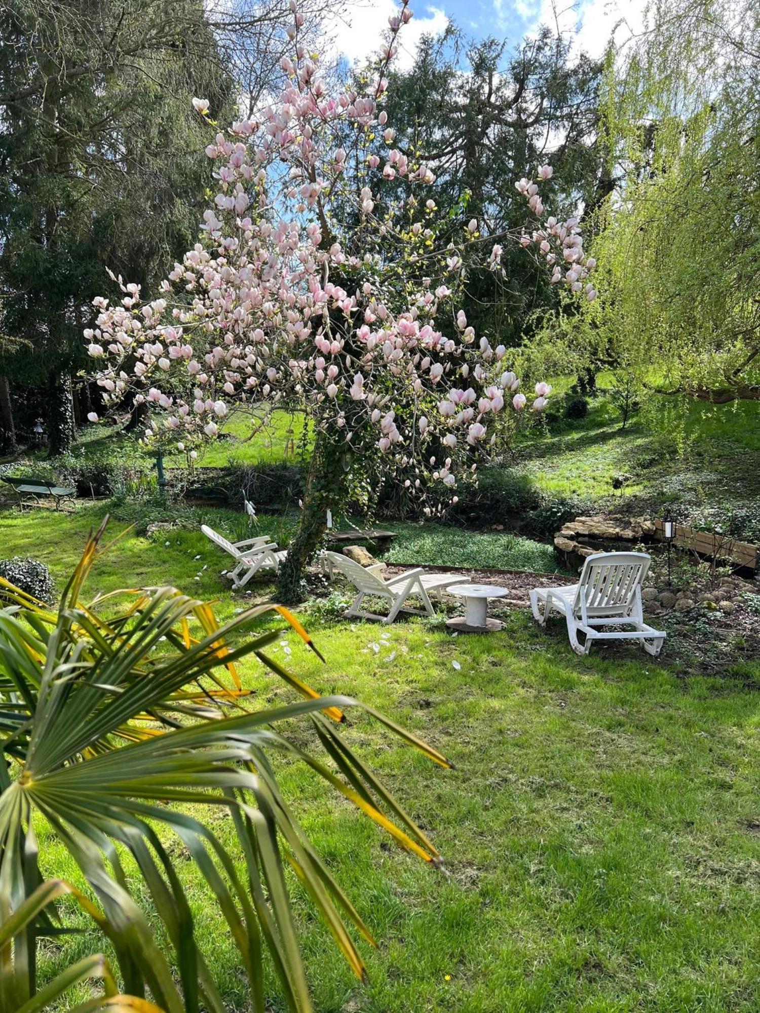Le Bois Des Sources Apartment Saint-Marcel  Exterior photo